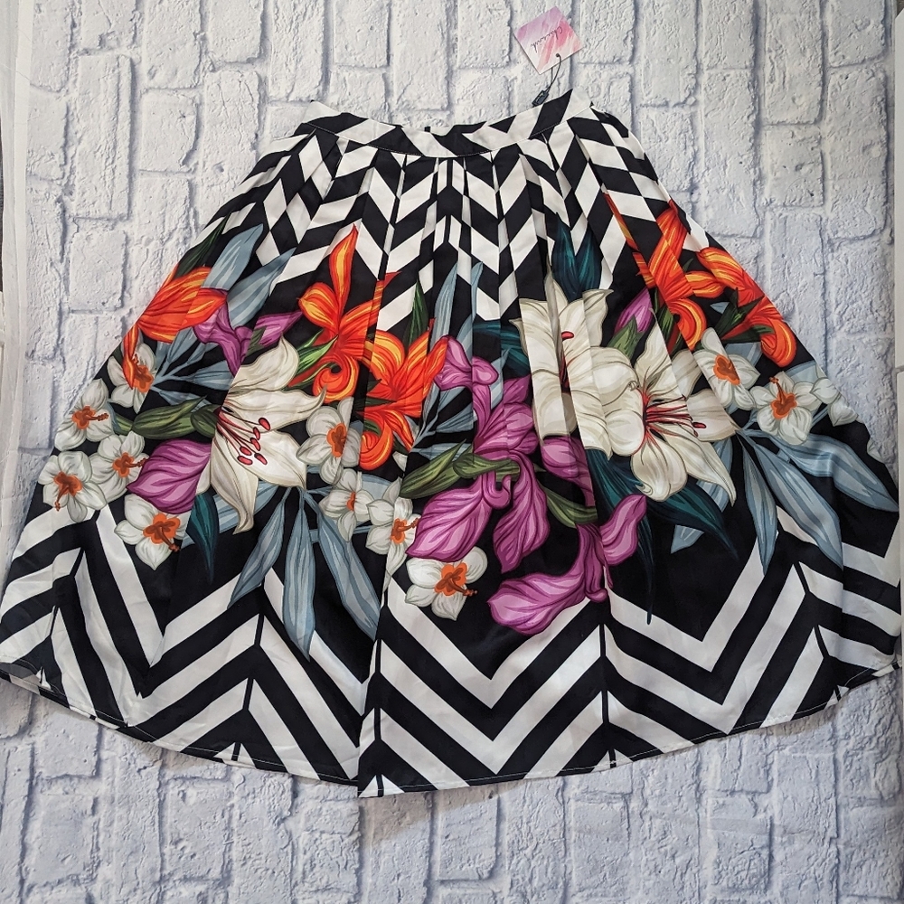 NWT Chicwish ZIGZAG BOUQUET PRINTED MIDI flared A line SKIRT